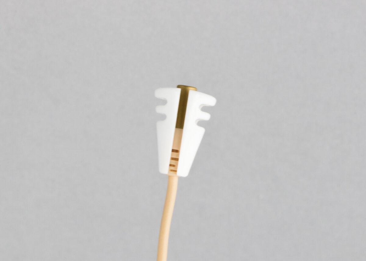 HAM_6060_single+mic_T-shirt_holder_white