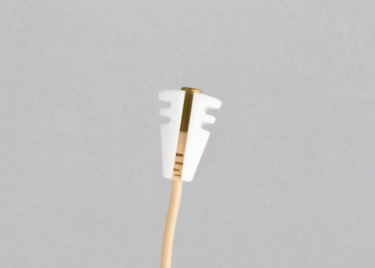 HAM_6060_single+mic_T-shirt_holder_white