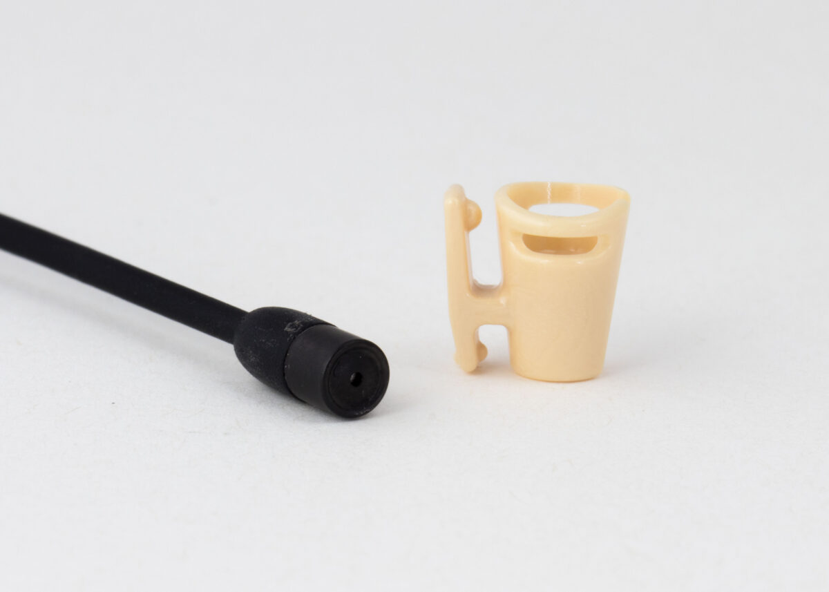 HAM_MKE2_Shirt_holder1_beige
