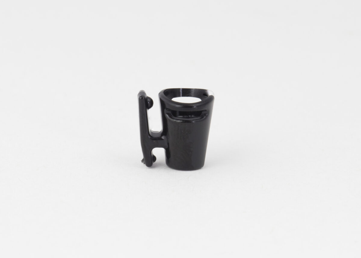 HAM_MKE2_Shirt_holder_black