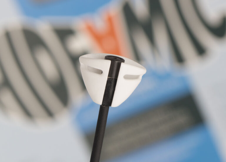 HAM_MKE2_Tie_holder_BG_white