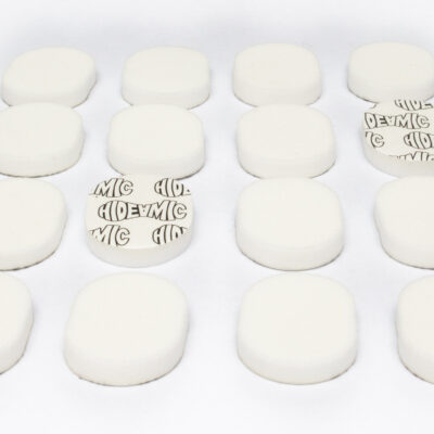 Hide-a-mic Foam-o-pad_16_white