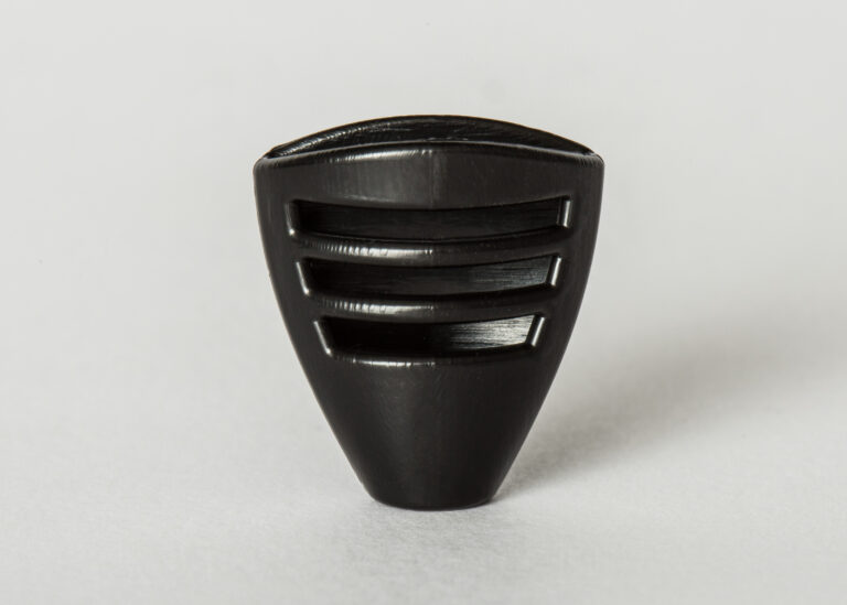 SCTHB1_tie_holder_black