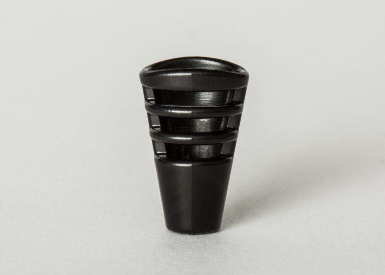SCTSB1_t_shirt_holder_black